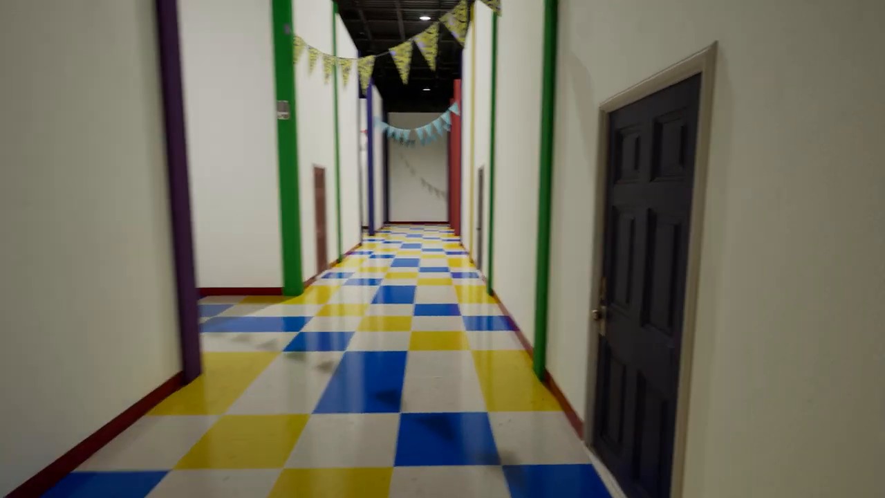 Backrooms Escape Together Level Fun party corridor and slow search route